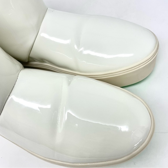 CHIARA Ferragni Logo Patch White Vinyl and Plush Lined Ankle Booties Size 39 - Picture 15 of 16